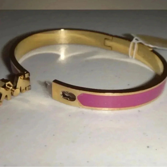 Michael Kors Haute Rose Gold Hot Pink Enamel
Bangle Bracelet MKJ7705710 + MK BOX - Picture 9 of 9